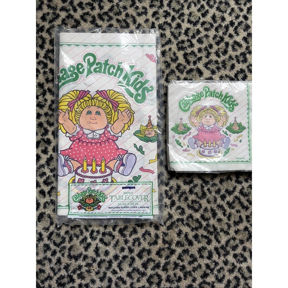 Cabbage Patch Kids 1983 80's Vtg Large Table Cover Paper & Napkins (16 In Pack)